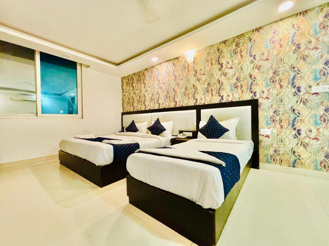 The Bellwood Suites Near Igi Airport New Delhi Eksteriør billede